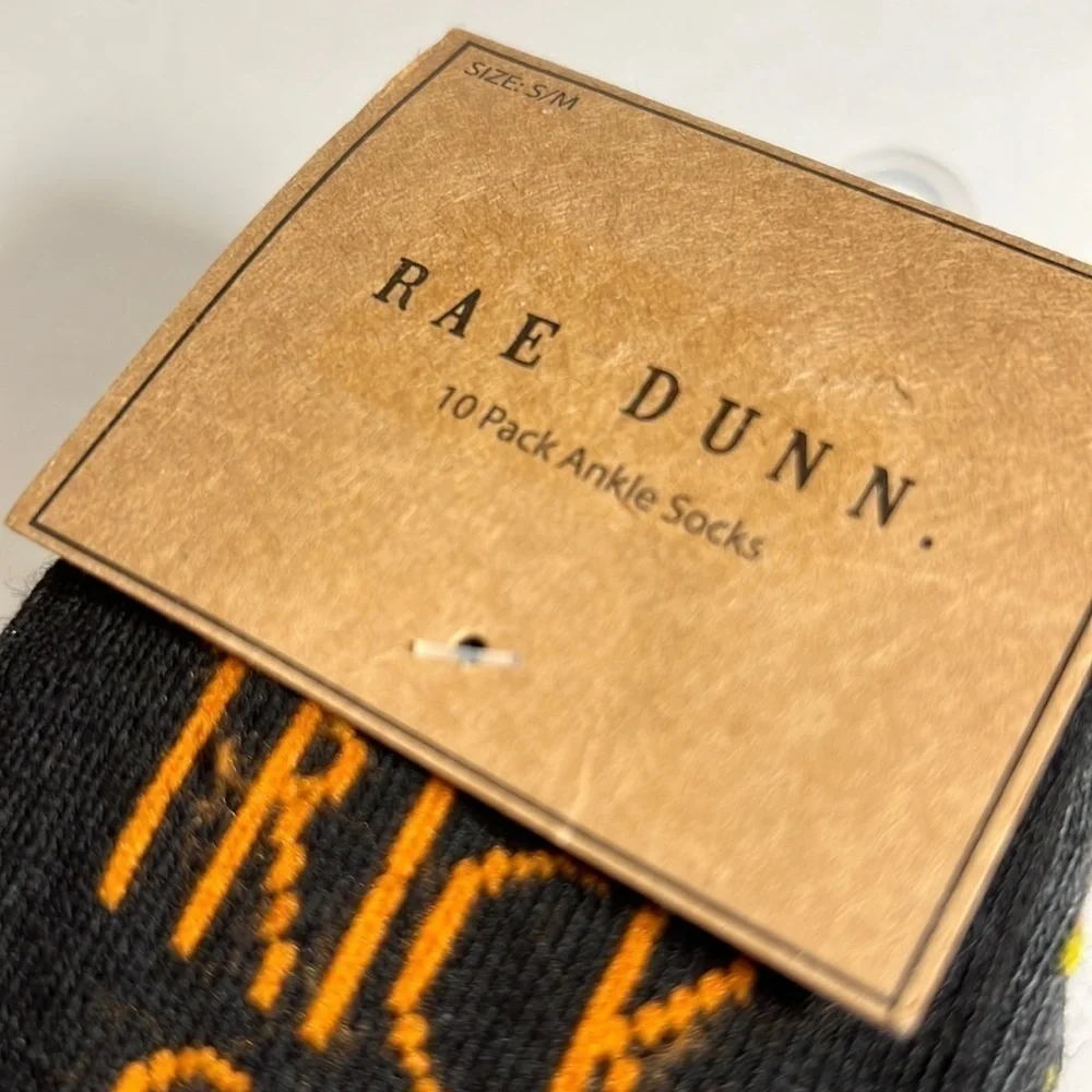 Rae Dunn 10 Pack of Child’s Ankle Socks New Sz S/M Halloween trick-or-treat